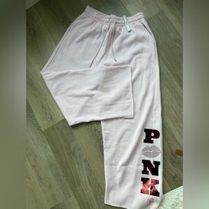NWT Victoria’s Secret pink sweatpants